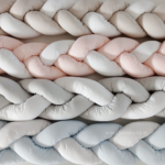 Treccia Paracolpi Lettino Azzurro in Cotone – Sicurezza, Design e Comfort per il Sonno del Tuo Bambino - immagine 2