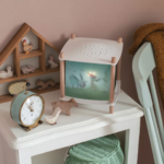 Lanterna Magica Revolution 2.0 Trois Petits Lapins Moulin Roty - immagine 2